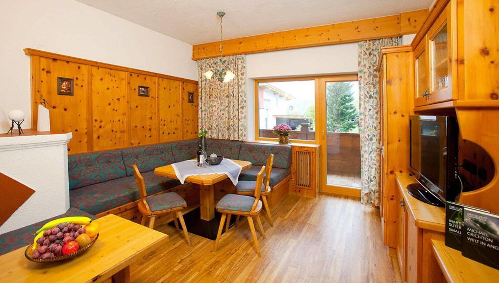 Top Tirol Appartement Huben  Exterior photo